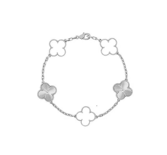 Bracciale quadrifoglio argento bianco.